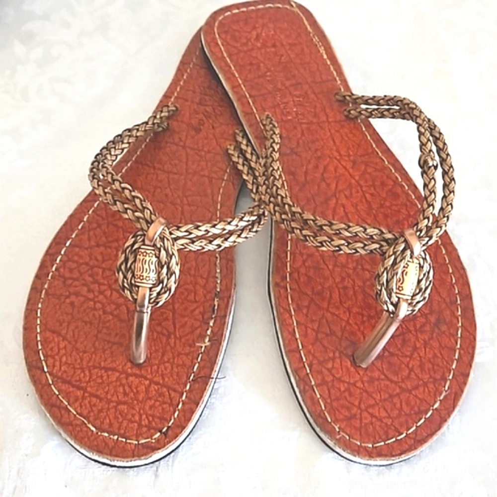 Modern Way Flip Flops, Size 9 NWOT